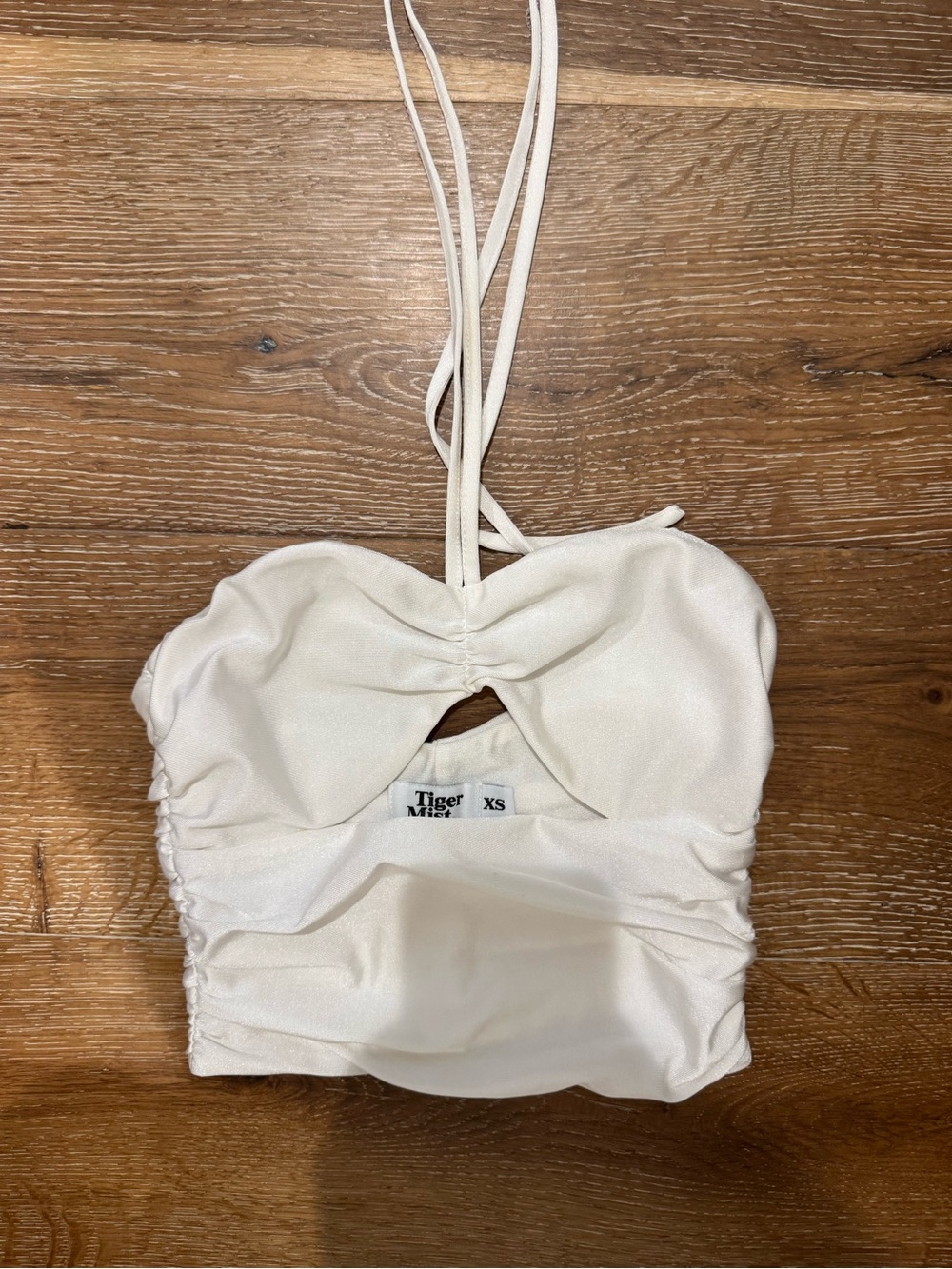 Tiger Mist white going out top